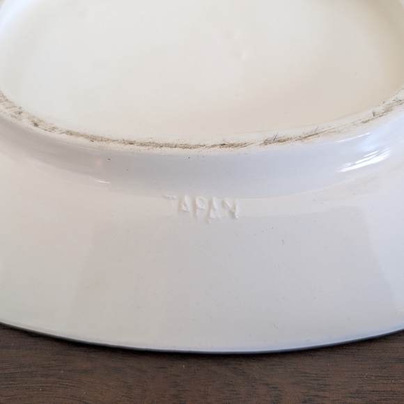 Vintage Mid-century Ceramic Serving Platter With Floral Details - Picture 5 of 8